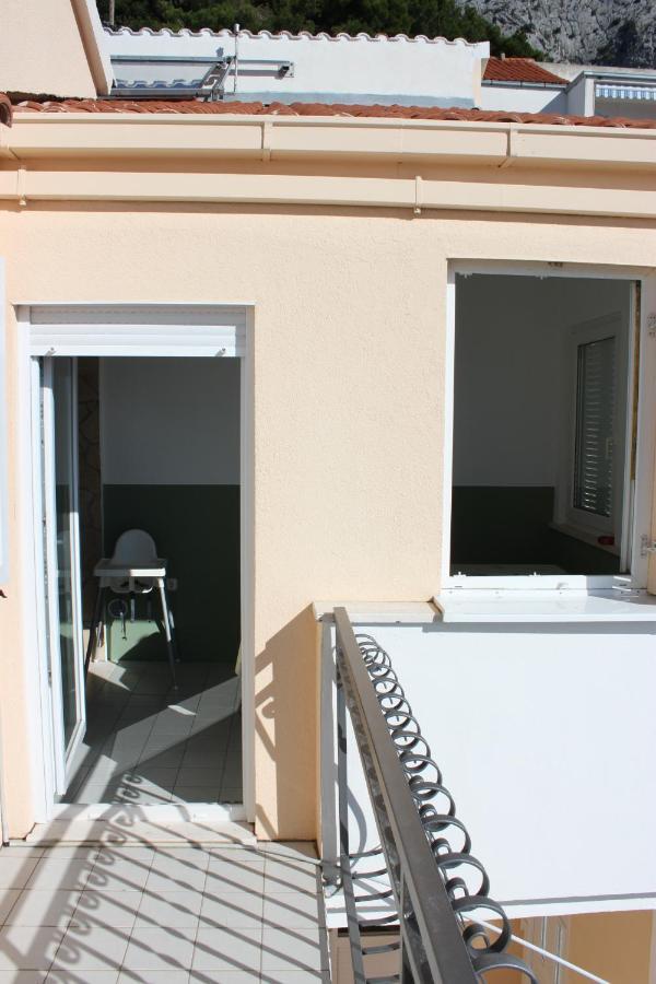 Pile Apartments 8 Омиш Экстерьер фото